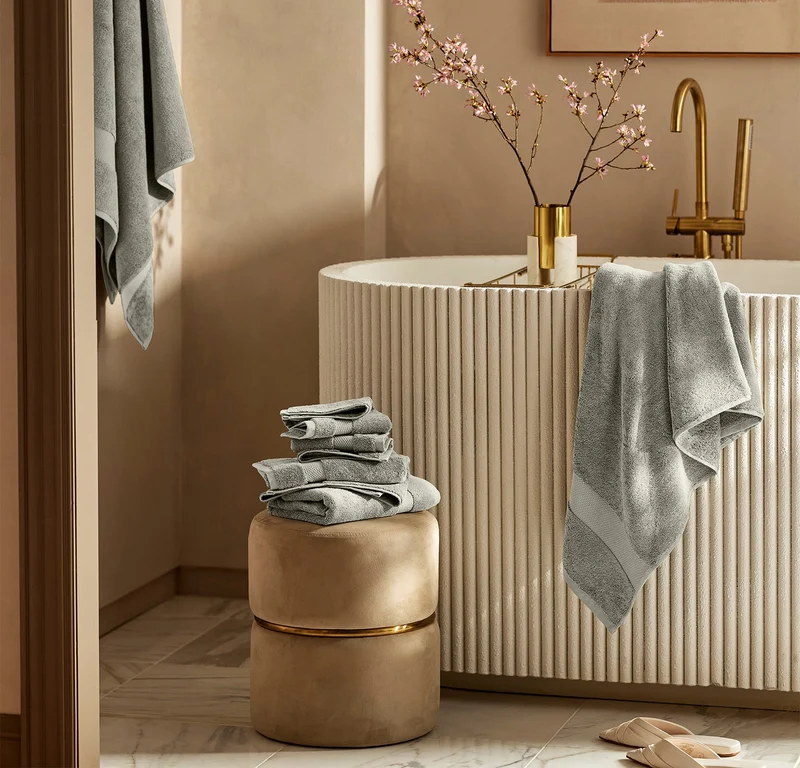 Plush Bath Towel Set