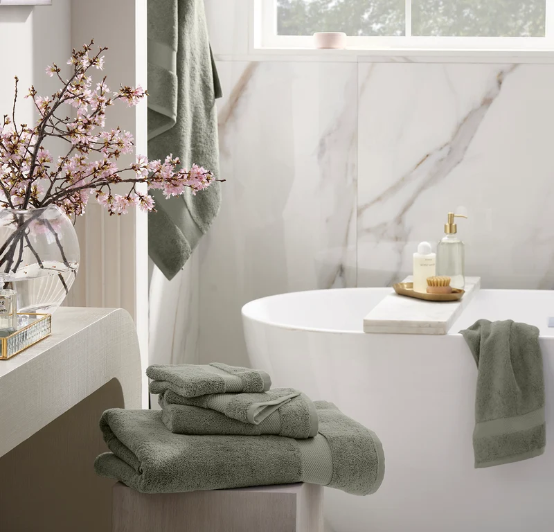 Plush Bath Towel Set