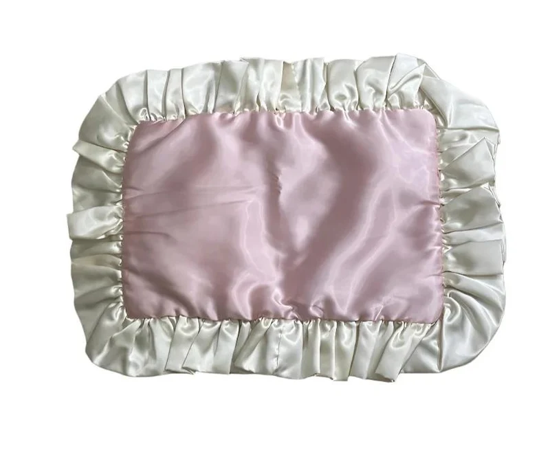 Lingerie satijnen kussensloop in sierlijk roze en wit met 2.5-inch ruches - Elegante woondecoratie