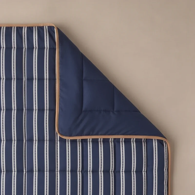 zailistade.comluxe Design Baumwollsatin Bettdecke - Blue Stripes