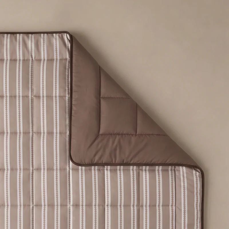 zailistade.comluxe Design Baumwollsatin Bettdecke - Taupe Stripes