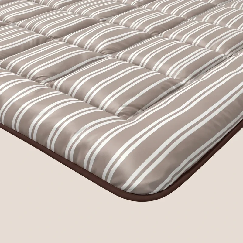 zailistade.comluxe Design Baumwollsatin Bettdecke - Taupe Stripes