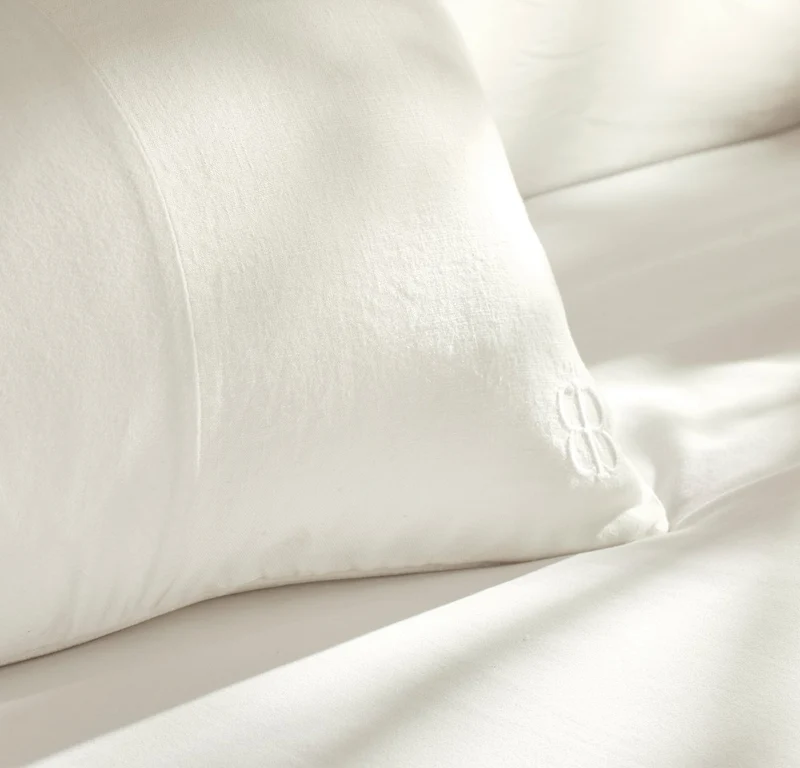 Linen Velvet Paneled Pillow Cover (20x20) - White