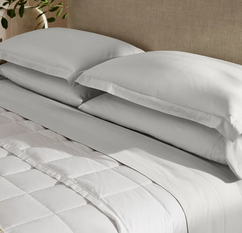 Down Quilted Bed Blanket - White