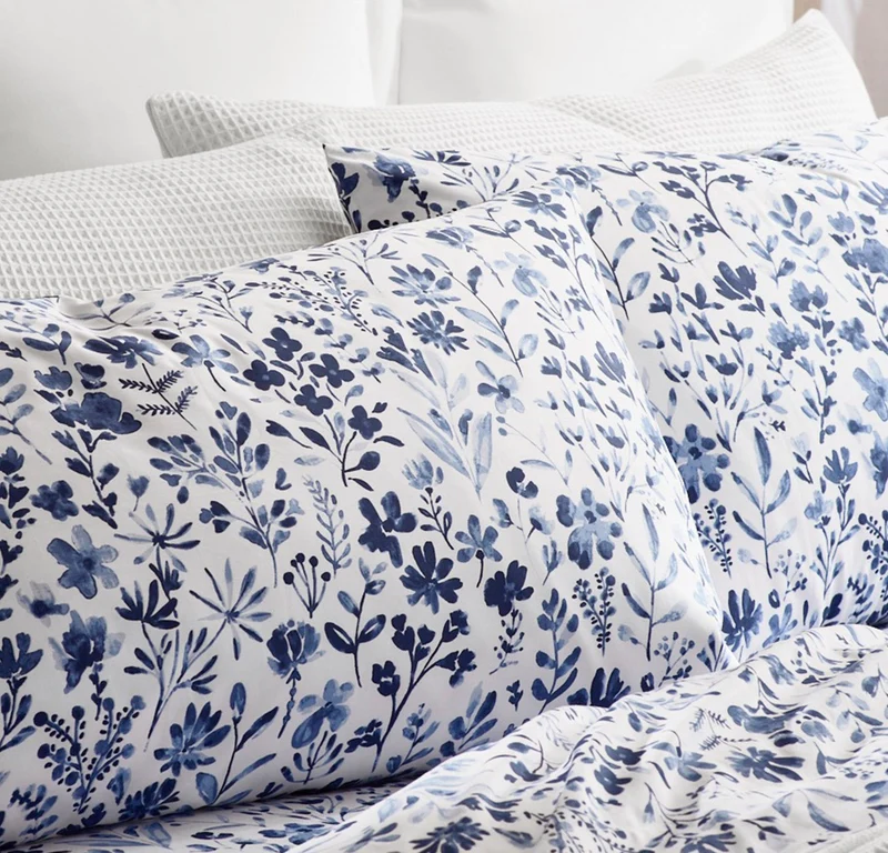 Signature Hemmed Pillowcase Set - Navy Botanical