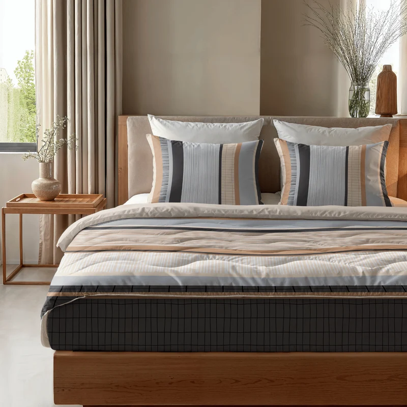 Zelesta Comfort Design Bettdecke – Blue Stripes