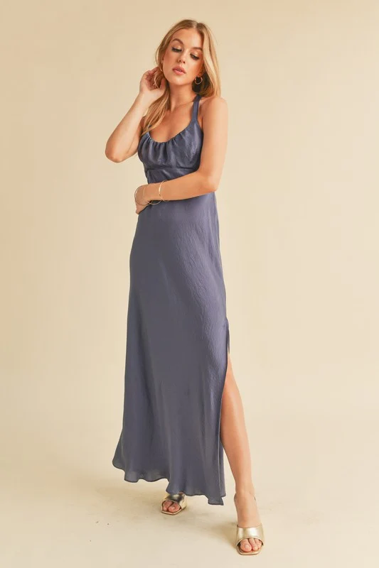 Aemi + Co Maxi-camijurk met gerimpelde zijsplit en uitsparing op de rug - Elegante avondkleding