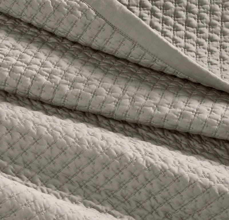 Signature Textured Stitch Quilt - Pewter
