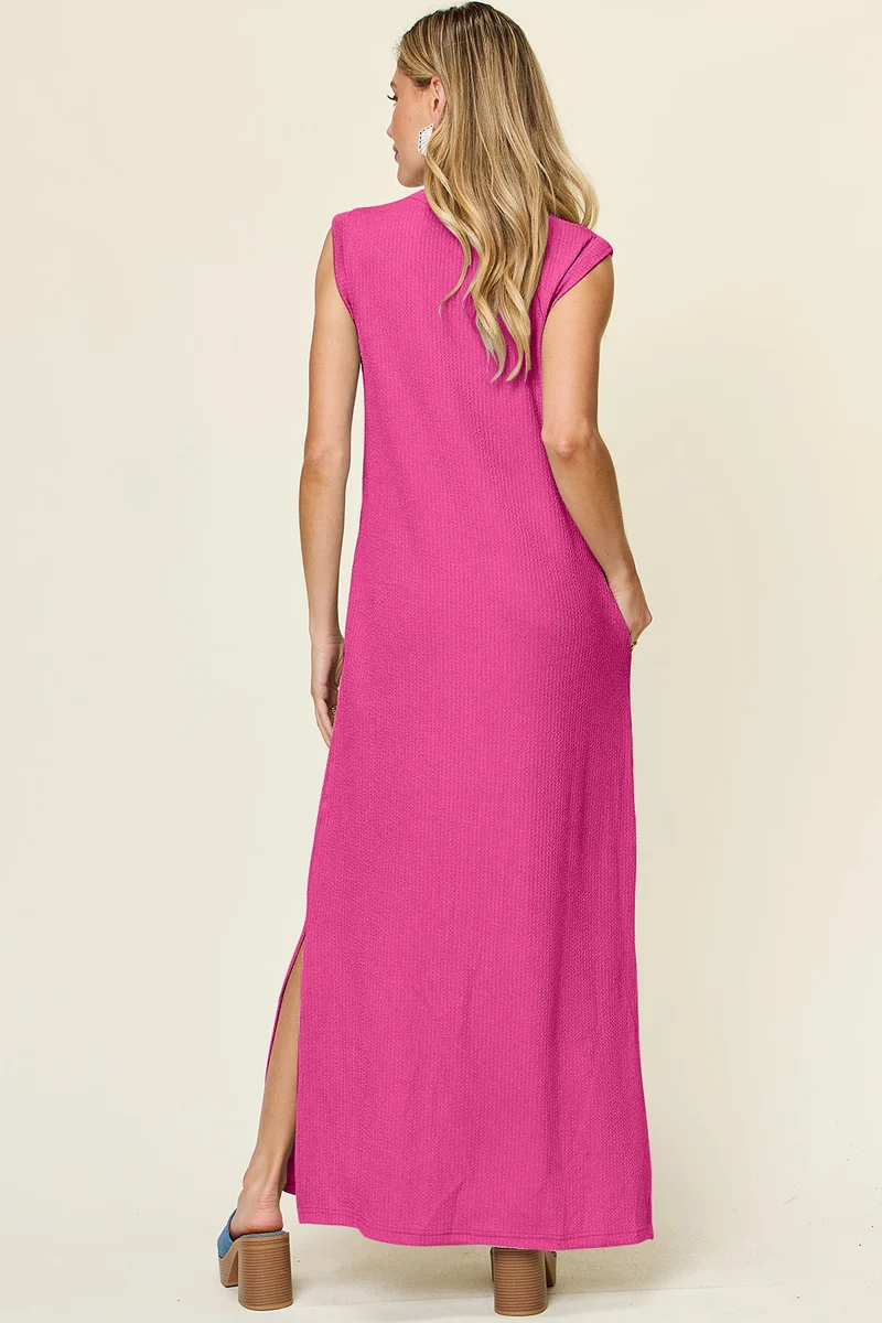 Double Take Full Size Textuur Mock Neck Mouwloze Maxi-jurk