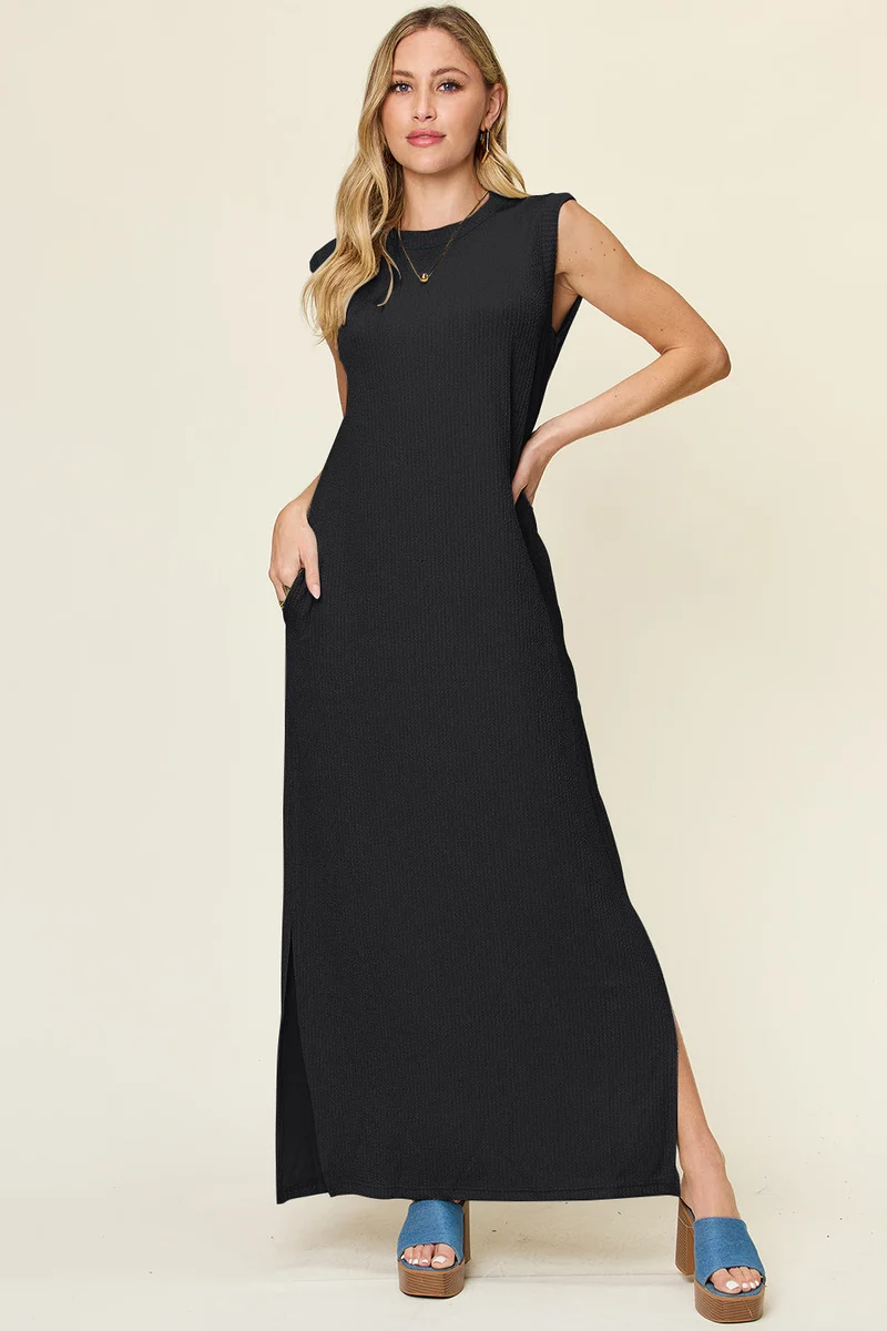 Double Take Full Size Textuur Mock Neck Mouwloze Maxi-jurk