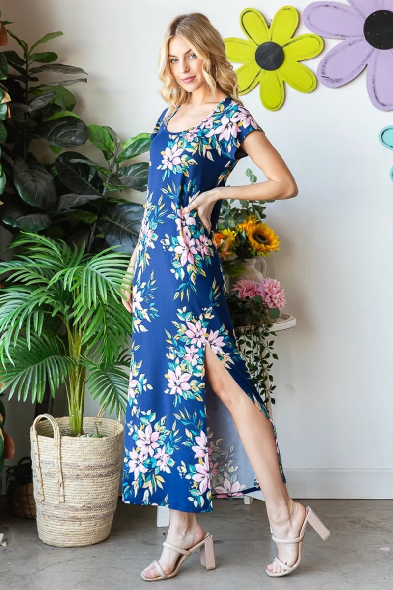 Heimish Full Size Bloemen Korte Mouw Split Jurk