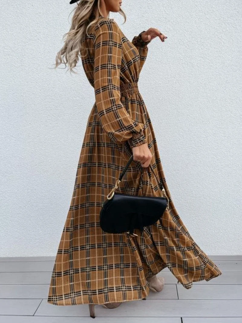 Elegante maxi-jurk met ruitpatroon, split en strik bij de hals, lange mouwen, 100% polyester