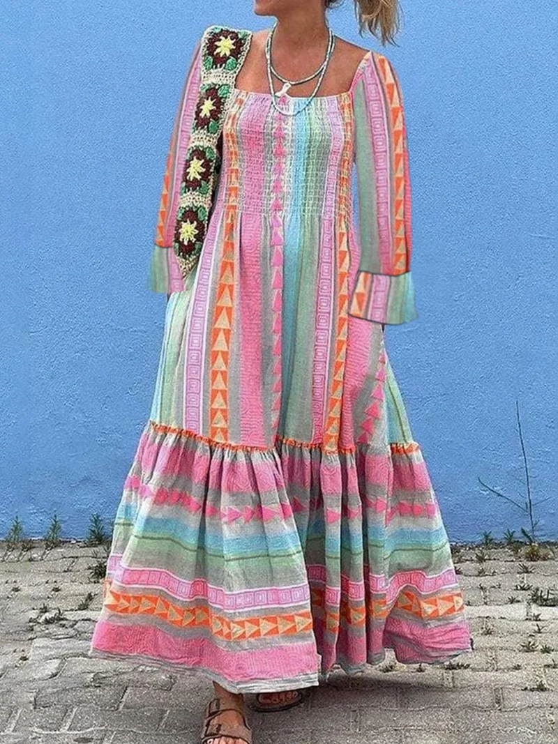 Elegante jurk met lange mouwen, ruches, strepen en een lichte stretch voor een moeiteloze stijl.