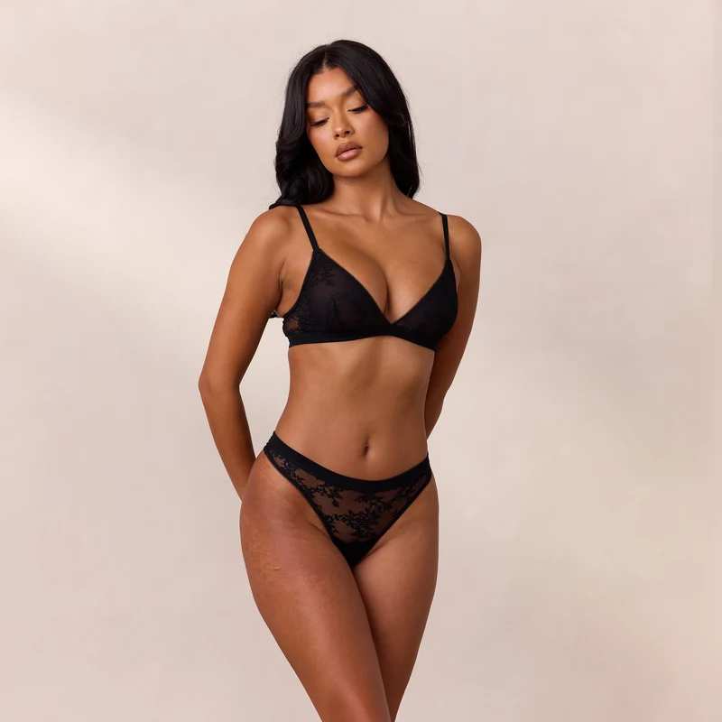 Lace Triangle Bralette - Zwart