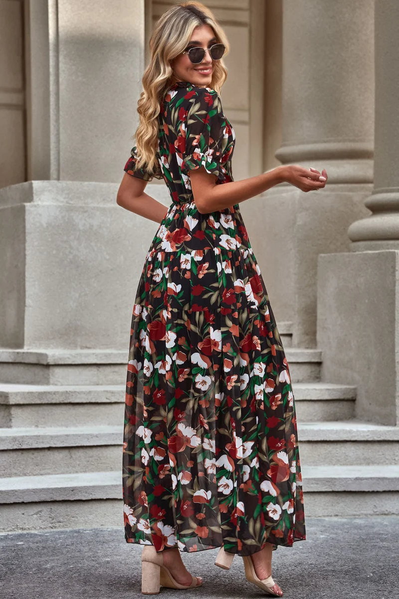 Elegante jurk met bloemenprint, V-hals en korte ruchesmouwtjes, A-lijn maxi-lengte, 100% polyester