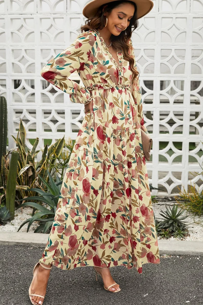 Maxi-jurk met bloemenprint, volantmouwen en diepe decolleté