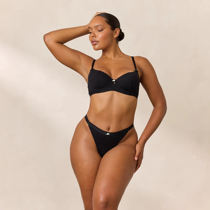 Rosebud Ribbed Balcony BH - Zwart