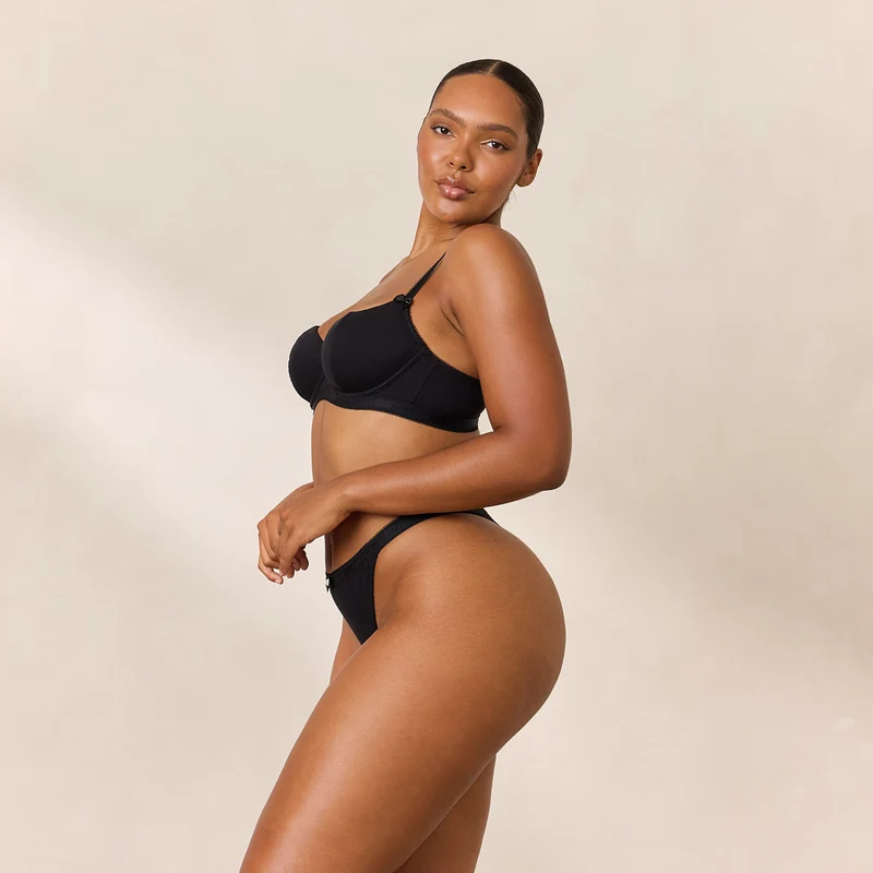 Rosebud Ribbed Balcony BH - Zwart