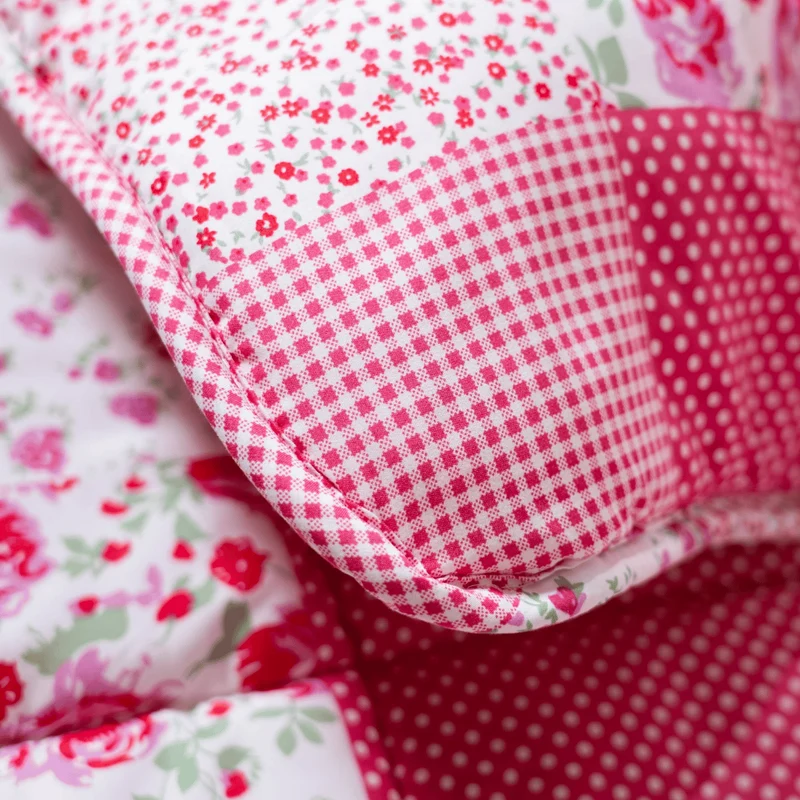 Zelesta Comfort Design Bettdecke - Patchwork Rosa