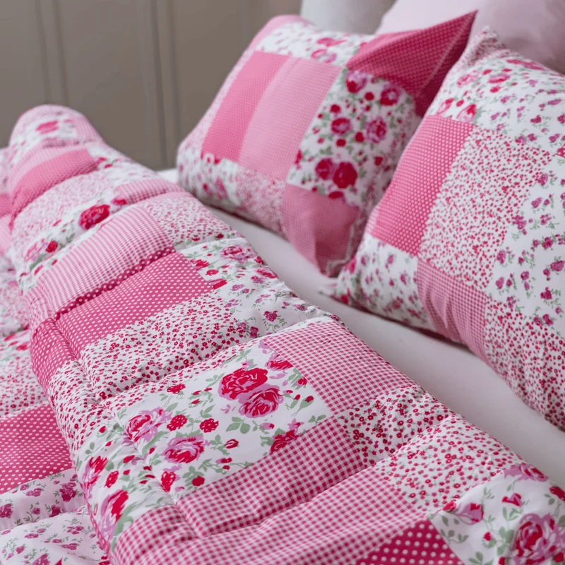 Zelesta Comfort Design Bettdecke - Patchwork Rosa