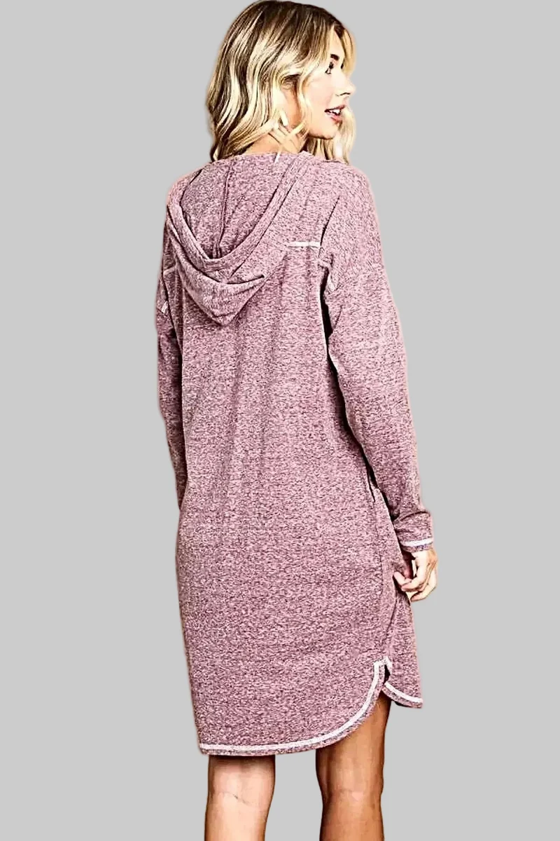 Jurk met capuchon en lange mouwen - Comfortabele, veelzijdige sweaterjurk met verstelbare capuchon en een gemiddelde stretch.