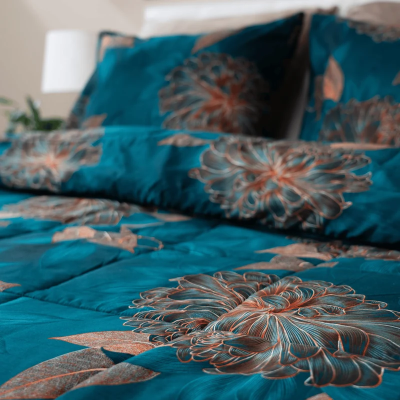 Zelesta Comfort Design Bettdecke - Königliche Blumen