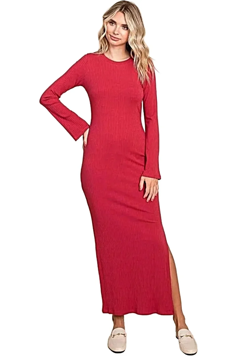Elegante, nauwsluitende maxi-jurk met ronde hals en wijde mouwen - perfect voor speciale gelegenheden.