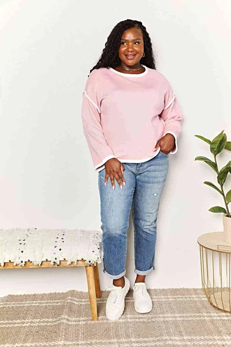 Luxe trui met boothals, contrasterende details en verlaagde schouders - stijlvolle gebreide top