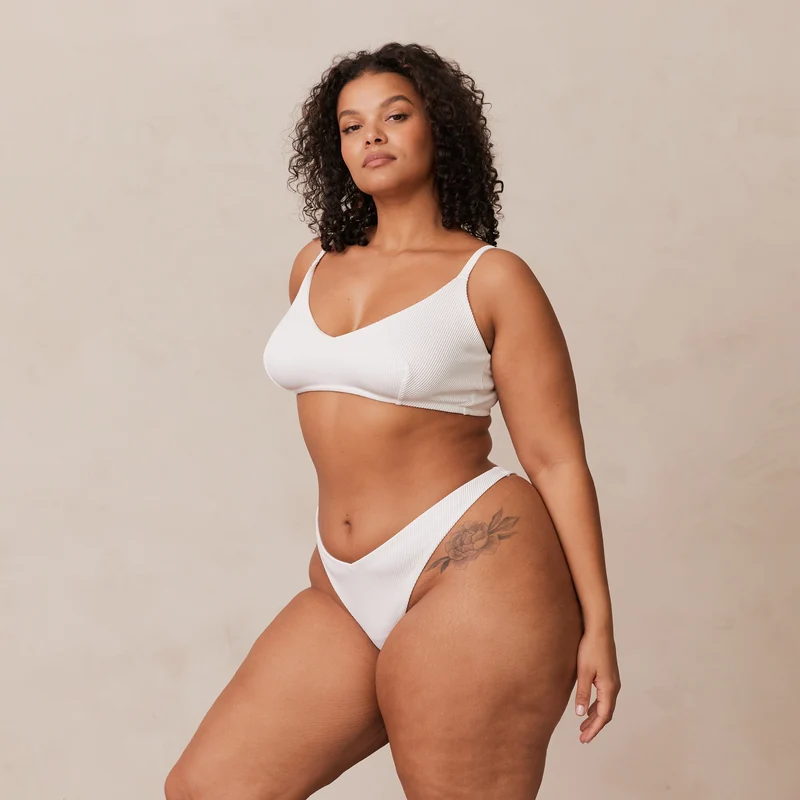 Ribbed Triangle BH - Wit
