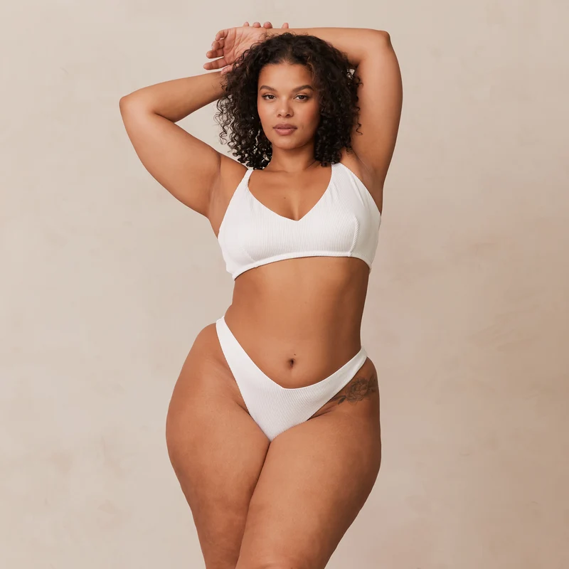 Ribbed Triangle BH - Wit