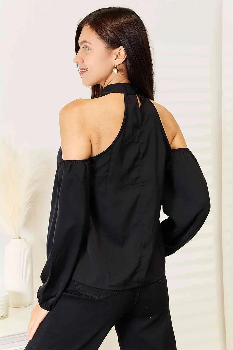 Griekse blouse met open schouders - Elegant ontwerp met lange mouwen, vrouwelijke draperie en klassieke stijl