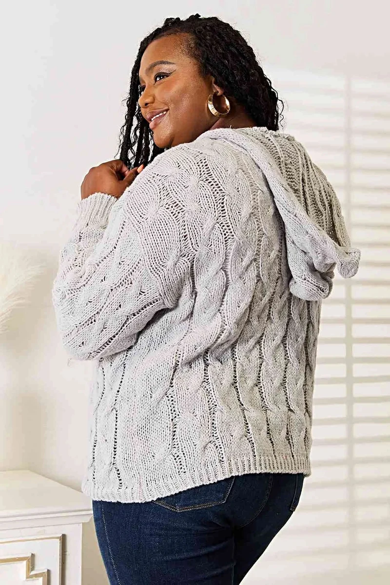 Luxe kabelgebreide hoodie met klassiek design - perfect voor koude dagen