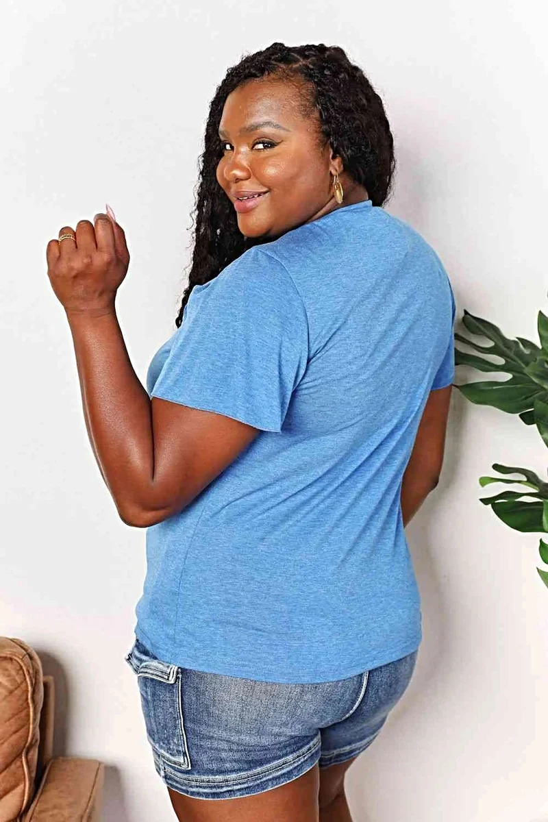 Stijlvol T-shirt met V-hals en ruchesmouwen - Chique basic voor elke dag