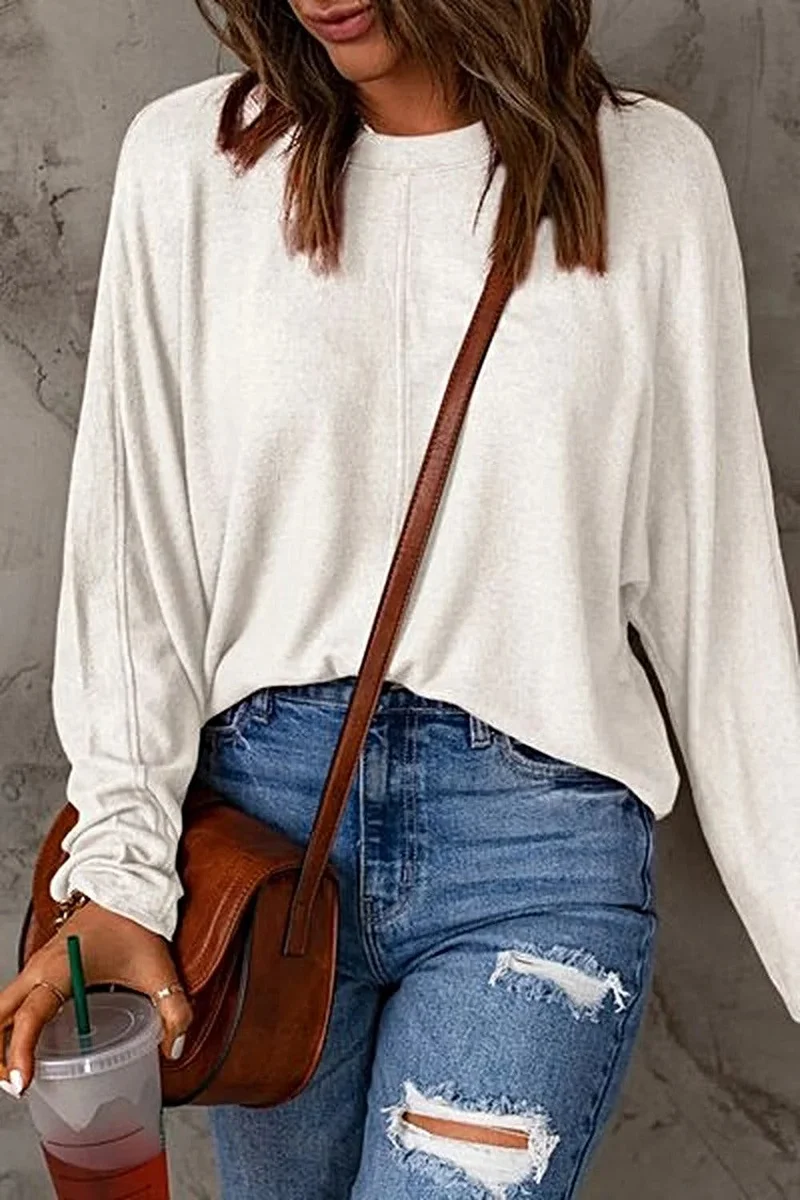 Elegant basic T-shirt met ronde hals - T-shirt met lange mouwen in alle maten voor een moeiteloze stijl.