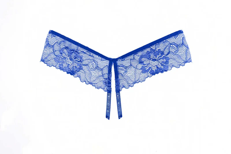 Tallulah kanten open panty met delicate geschulpte kant en strass bandjes in blauw