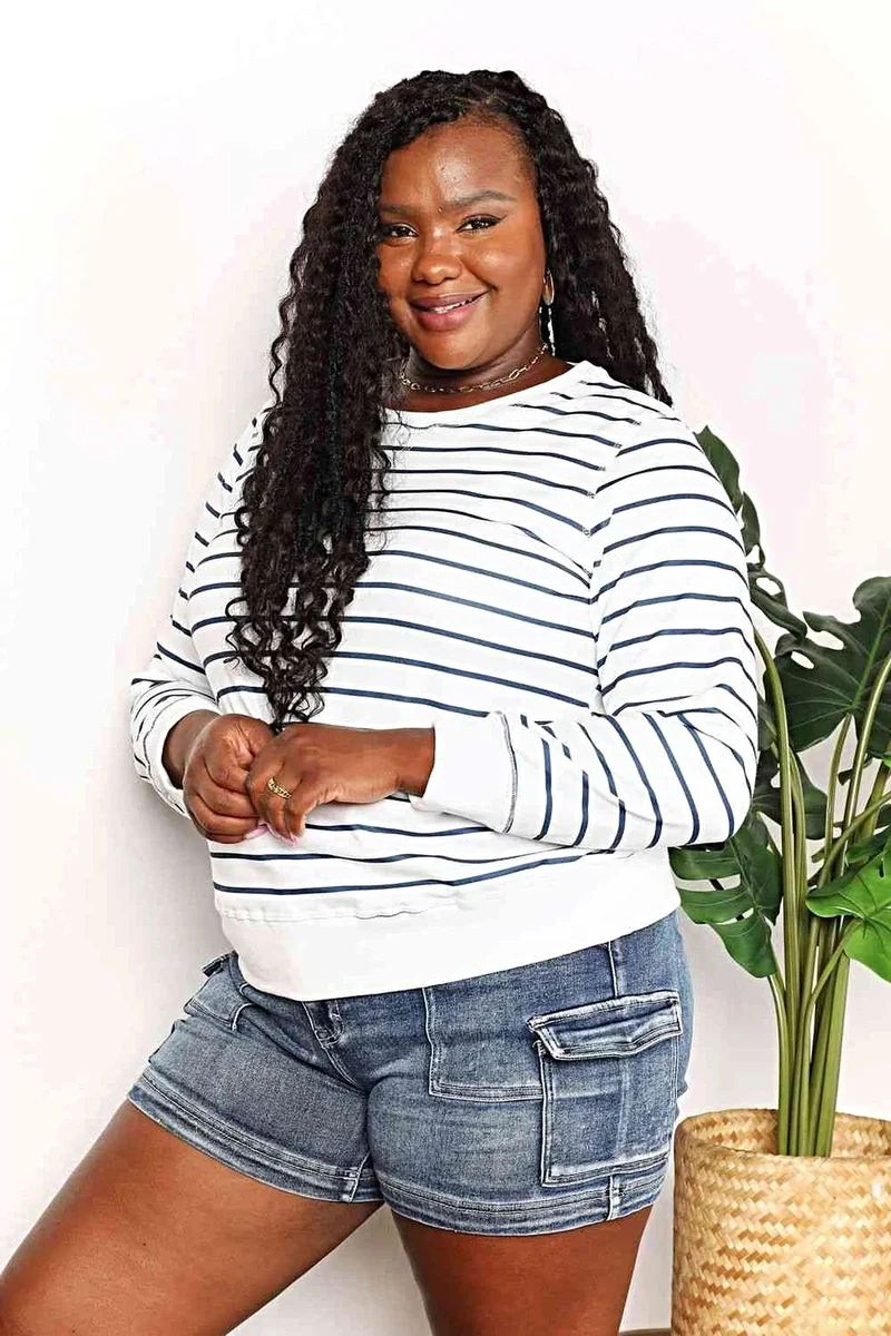 Luxe gestreept shirt met ronde hals - Chique top met lange mouwen voor een tijdloze stijl