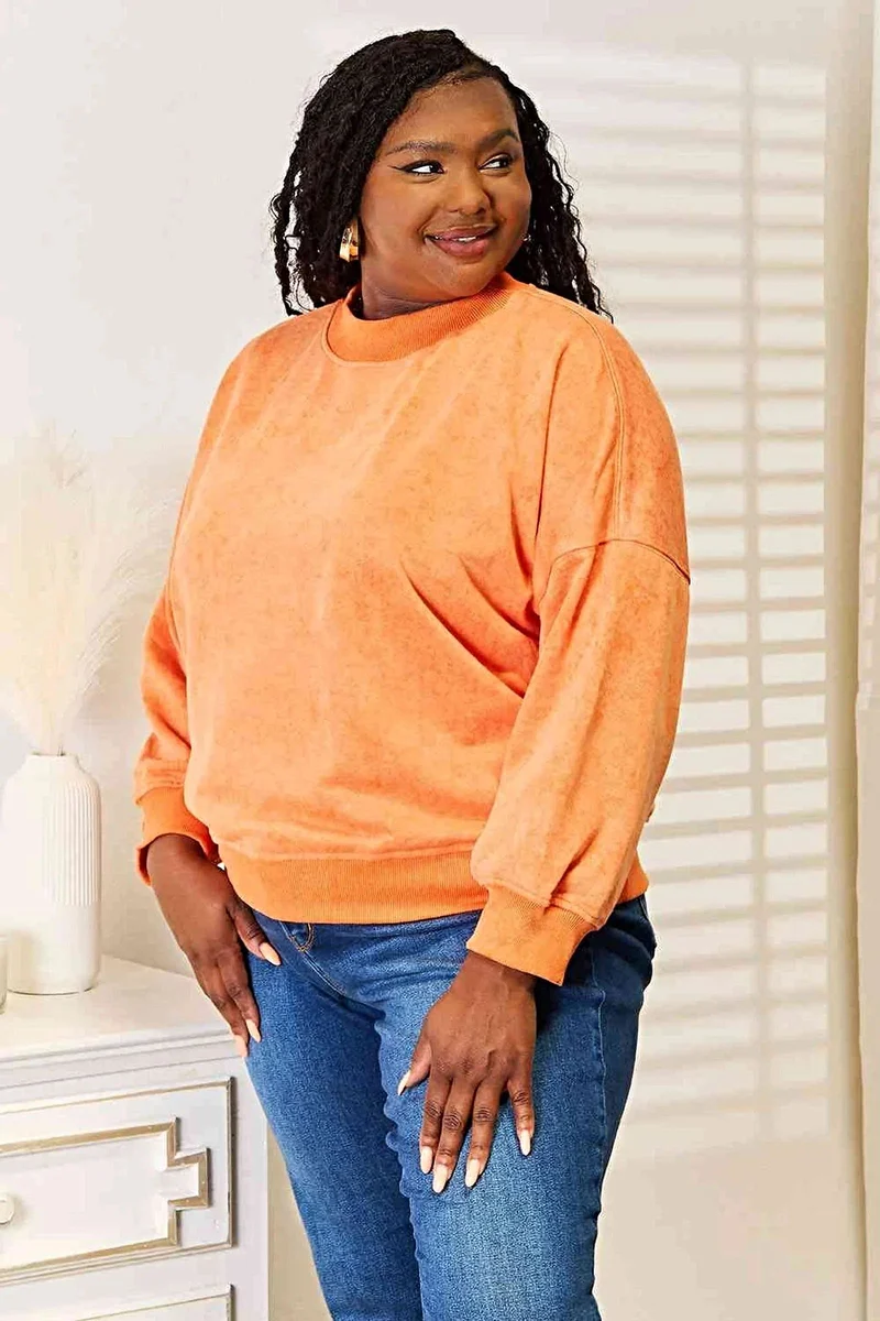 Chique sweatshirt met ronde hals, verlaagde schouders en ribboord - veelzijdige casual stijl