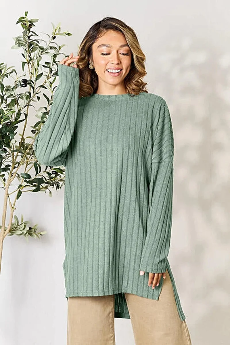 Chique top met lange mouwen en split, geribbeld - Basic Bae, verkrijgbaar in alle maten, ronde hals voor een moeiteloze stijl.