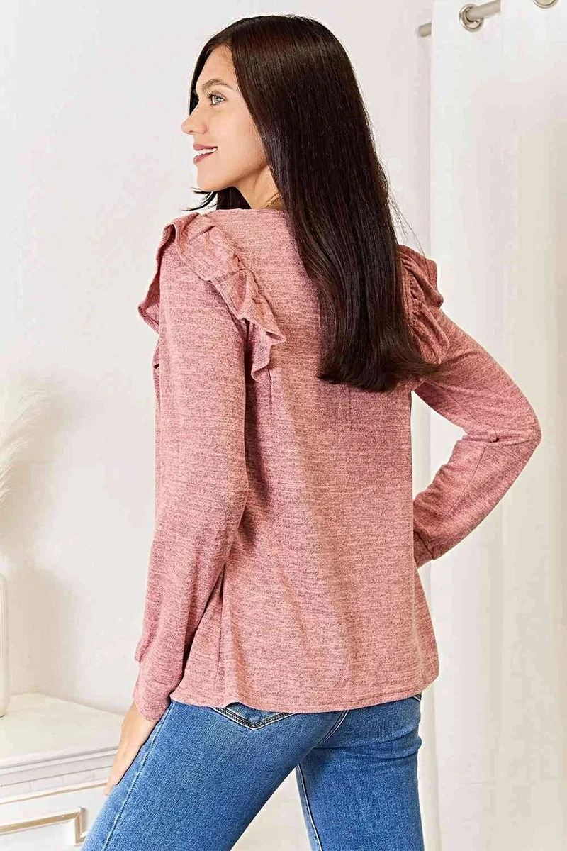 Elegante top met ruches op de schouders - T-shirt met vierkante hals en lange mouwen, ook verkrijgbaar in grote maten.