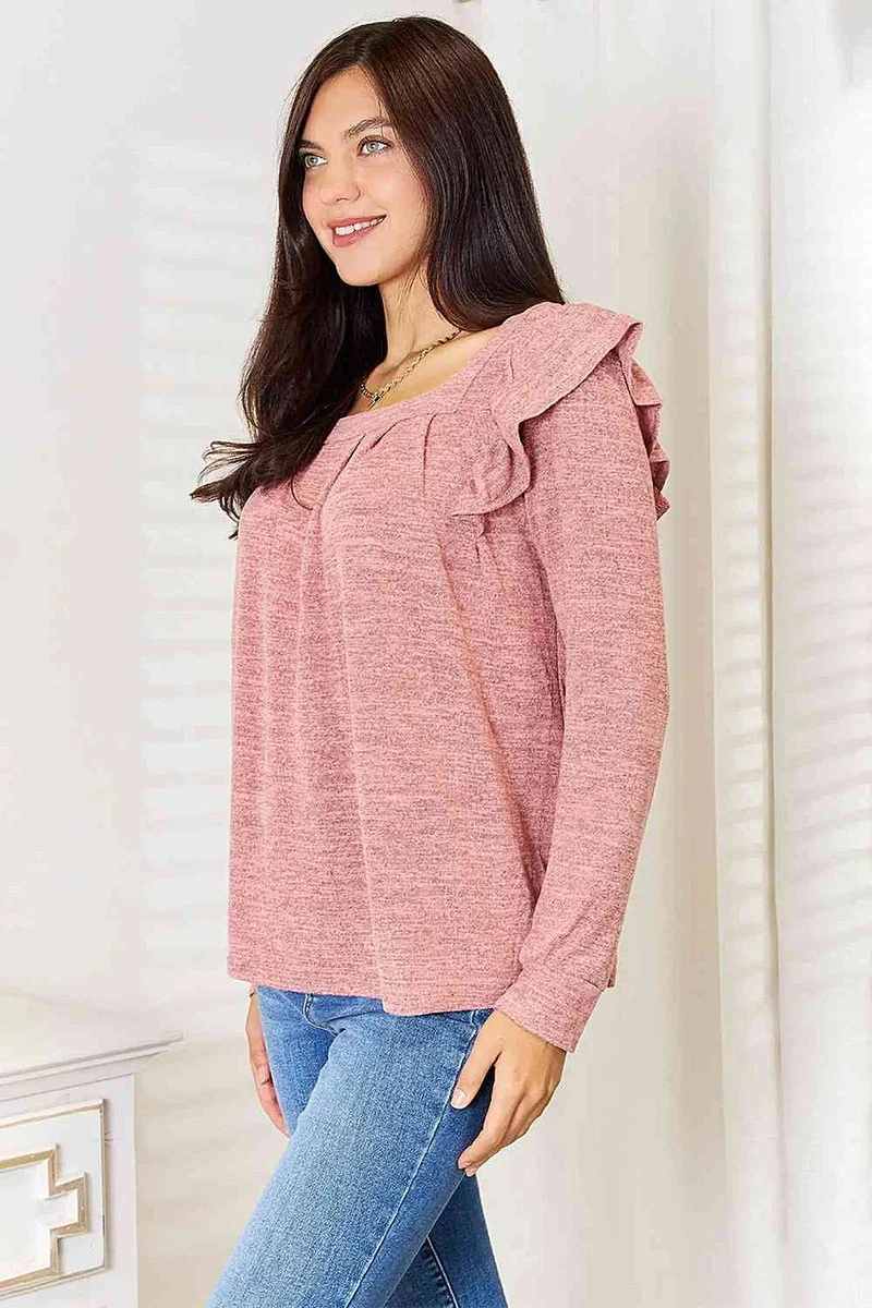 Elegante top met ruches op de schouders - T-shirt met vierkante hals en lange mouwen, ook verkrijgbaar in grote maten.