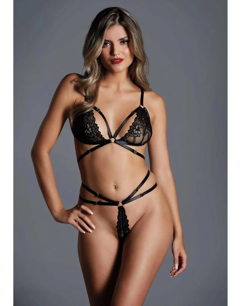 De Flame Black Lace Thong Set - Verstelbare bralette met bandjes en flirterige string