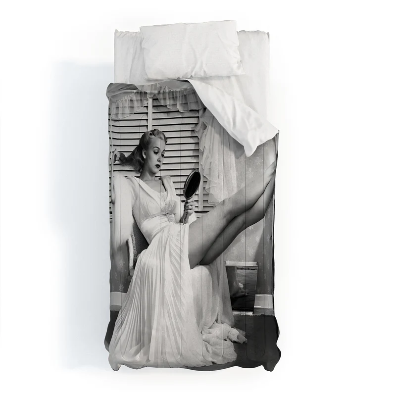 1939 the blonde bombshell movie actress Carole Landis as she brushes in mirror vintage photograph Comforter