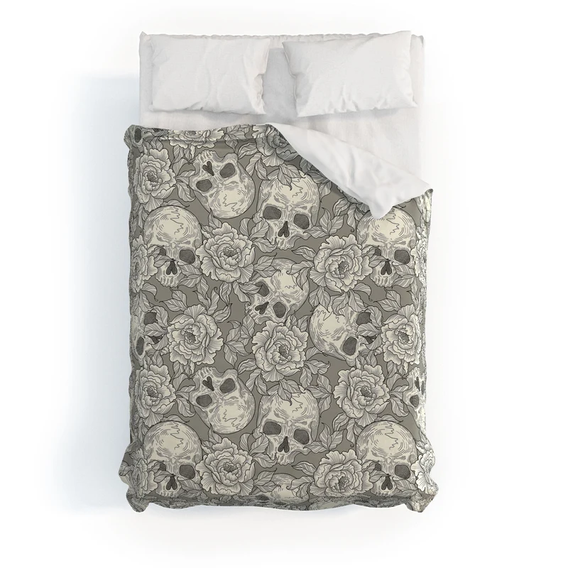 Skulls and flowers Duvet Cover
