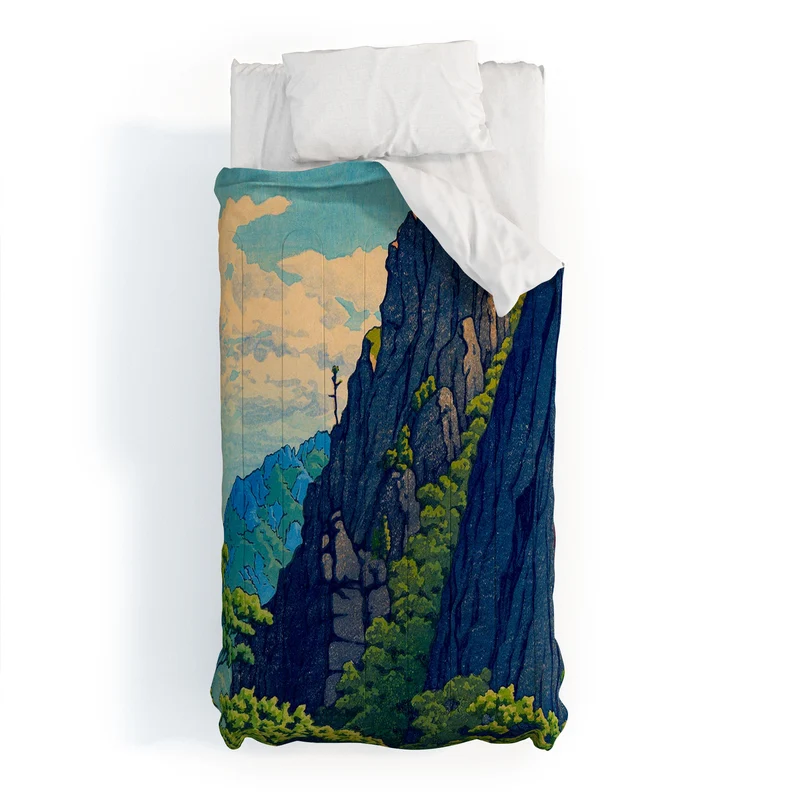 Hasui Sansen Cliff on Kongo Mountain Comforter