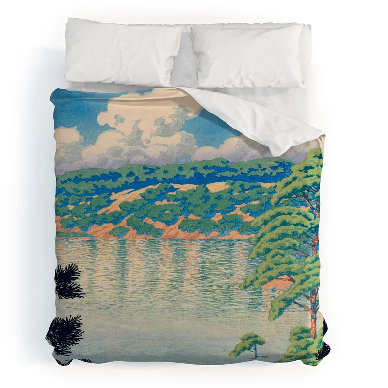 Hasui Karasu Marsh Akita Duvet Cover