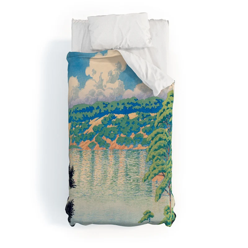 Hasui Karasu Marsh Akita Duvet Cover