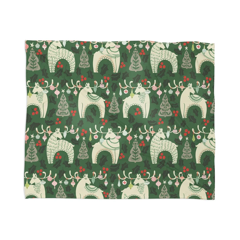 Traditional christmas Woodland Deer Throw Blanket