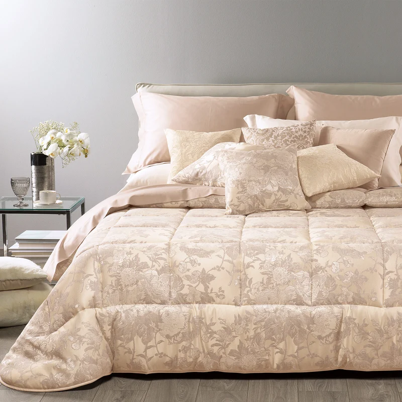 Trapunta evelin Floreale in Raso Jacquard 300 gr/mq