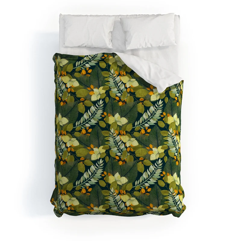 Autumn Leaves Botanical Pattern Comforter