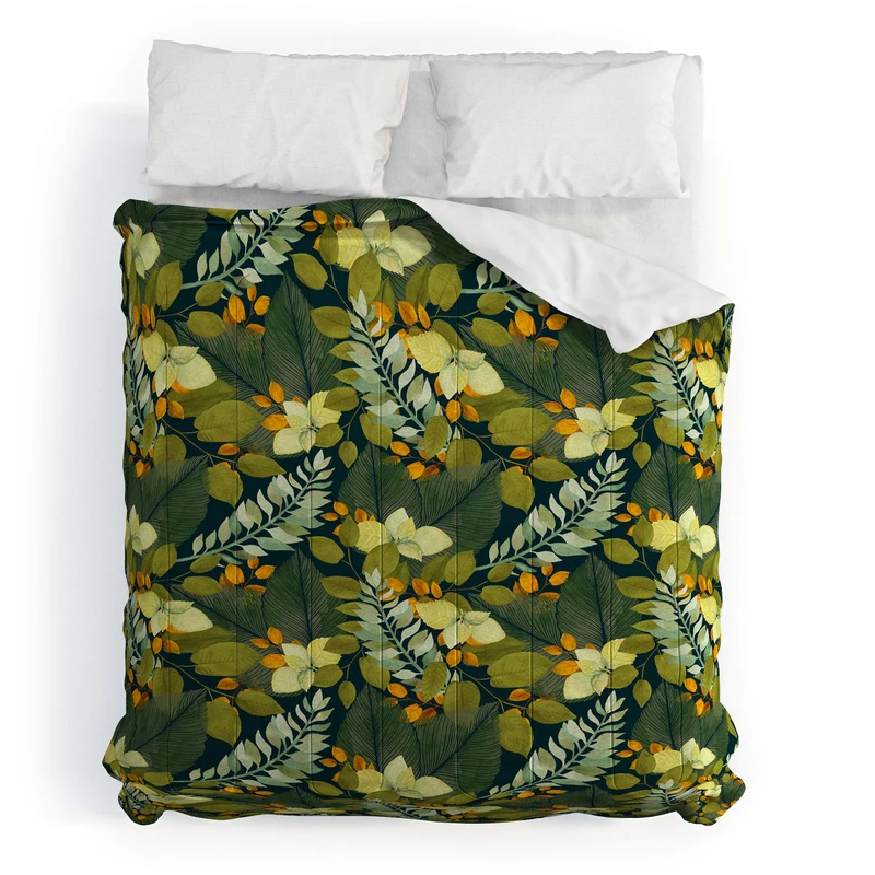 Autumn Leaves Botanical Pattern Comforter